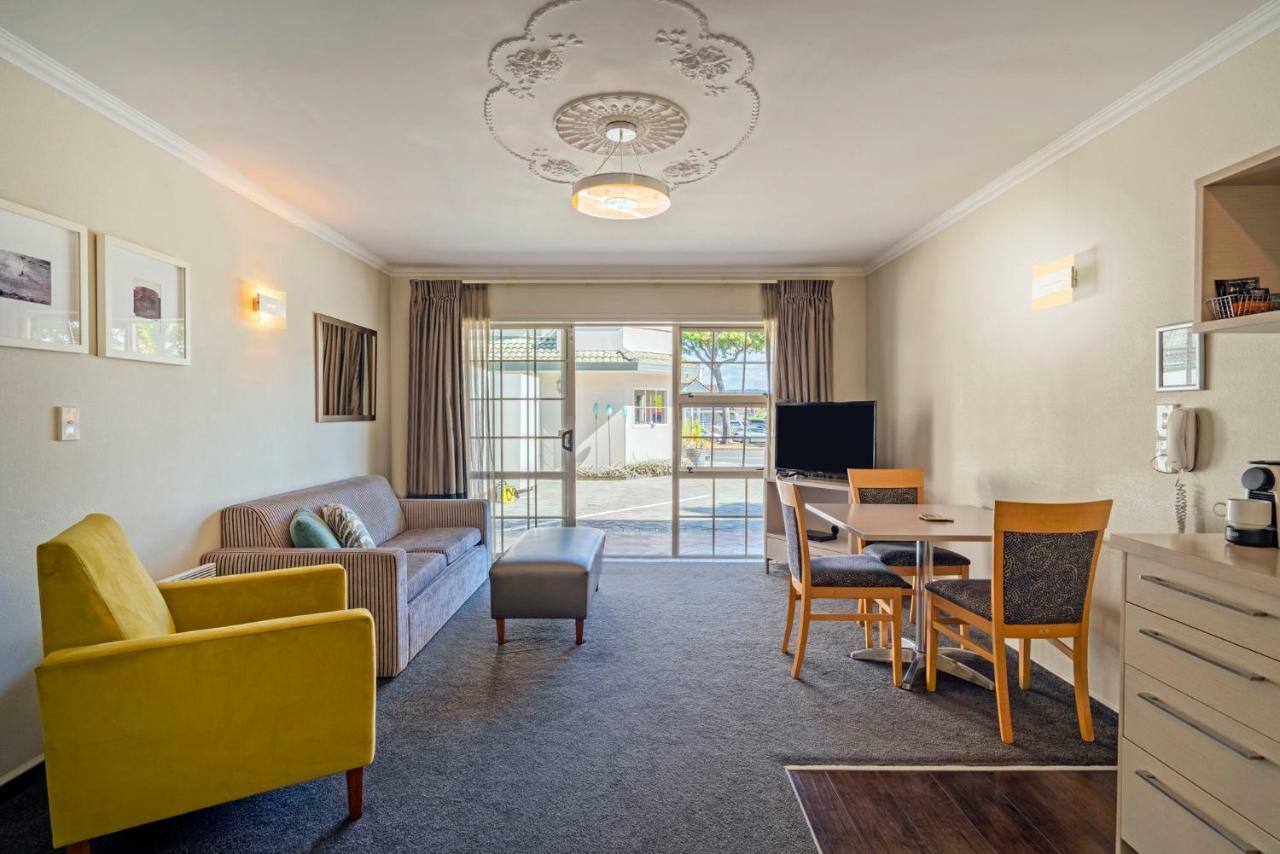 Silver Fern Rotorua Suites & Spa מראה חיצוני תמונה A typical apartment at the retirement village