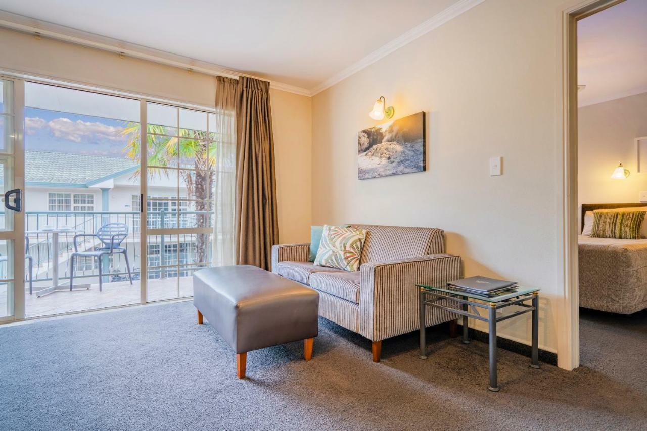 Silver Fern Rotorua Suites & Spa מראה חיצוני תמונה A typical one-bedroom apartment at the hotel