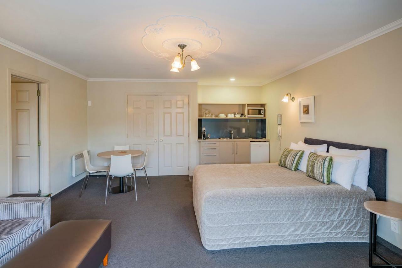 Silver Fern Rotorua Suites & Spa מראה חיצוני תמונה A studio apartment in New Zealand