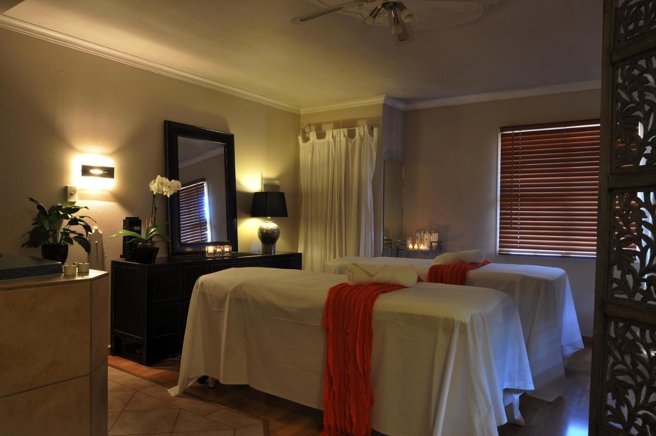 Silver Fern Rotorua Suites & Spa מראה חיצוני תמונה A massage room at a spa