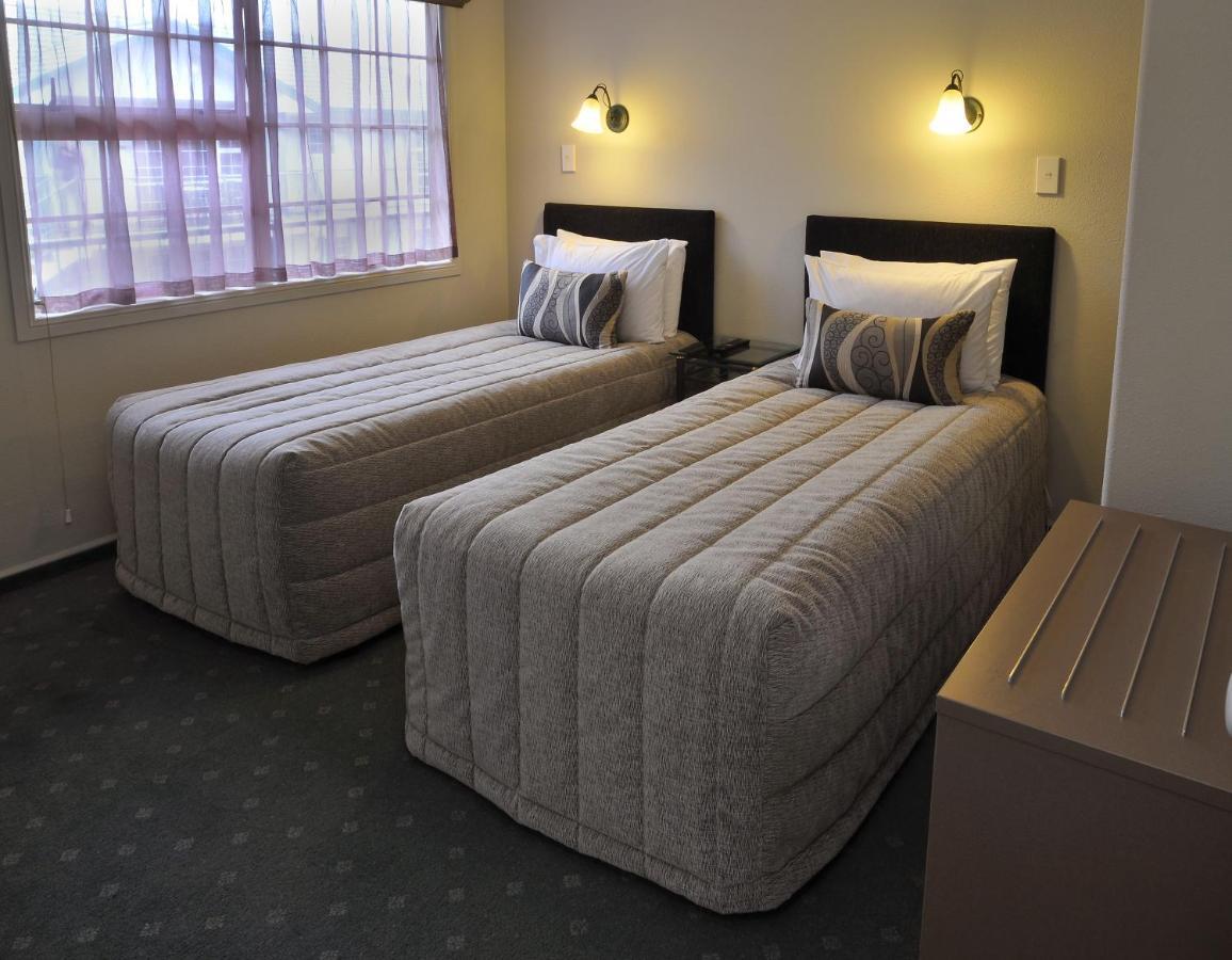 Silver Fern Rotorua Suites & Spa מראה חיצוני תמונה A typical motel room